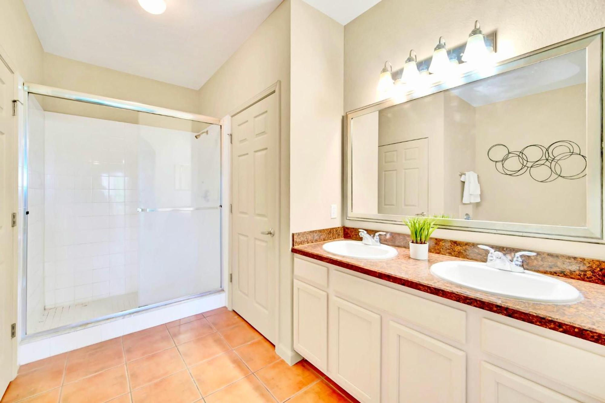 Near Disney - Spacious 3Br Condo With Pool & Hot Tub! Orlando Kültér fotó